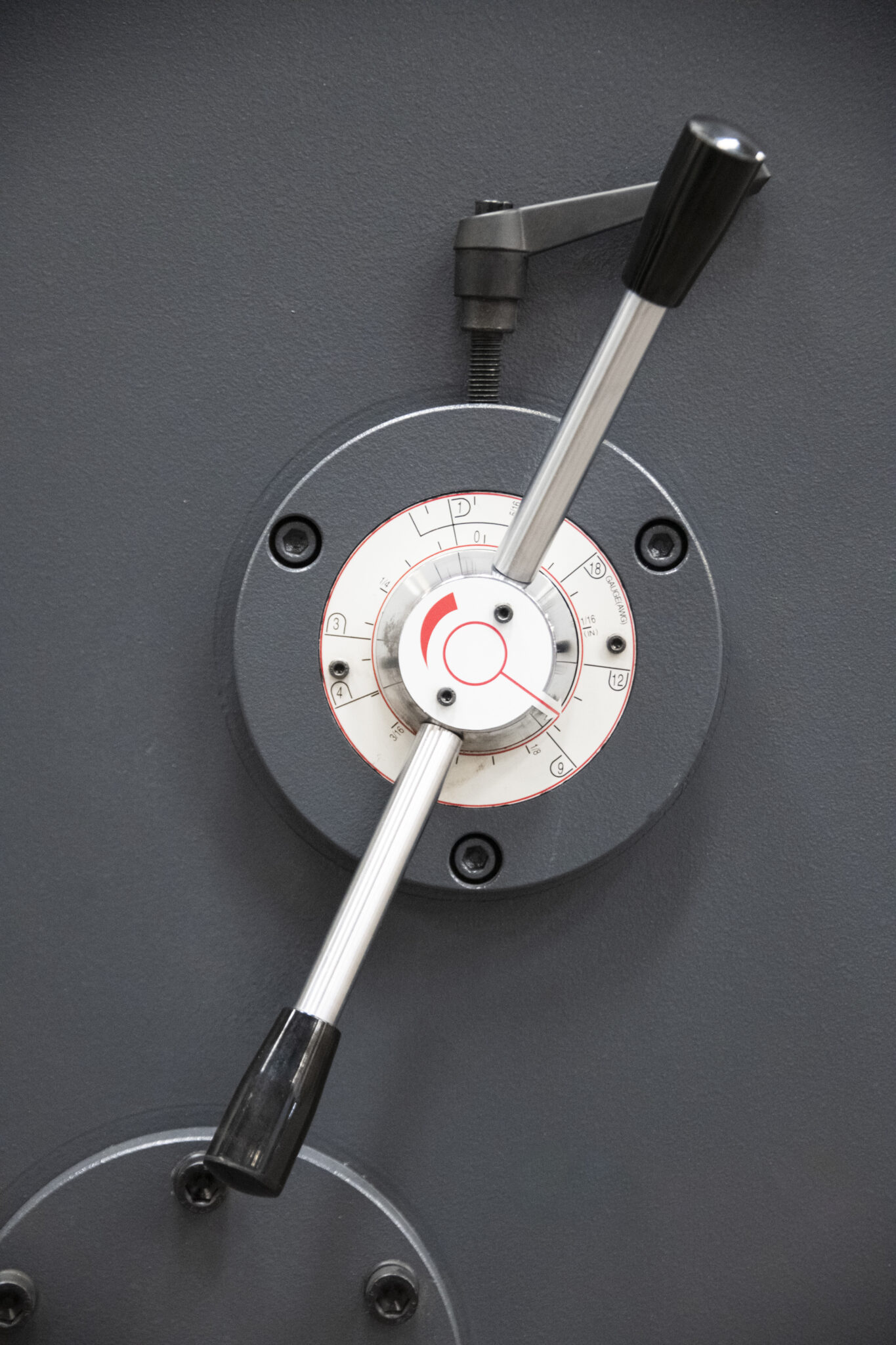 Shear Blade Gap Adjust