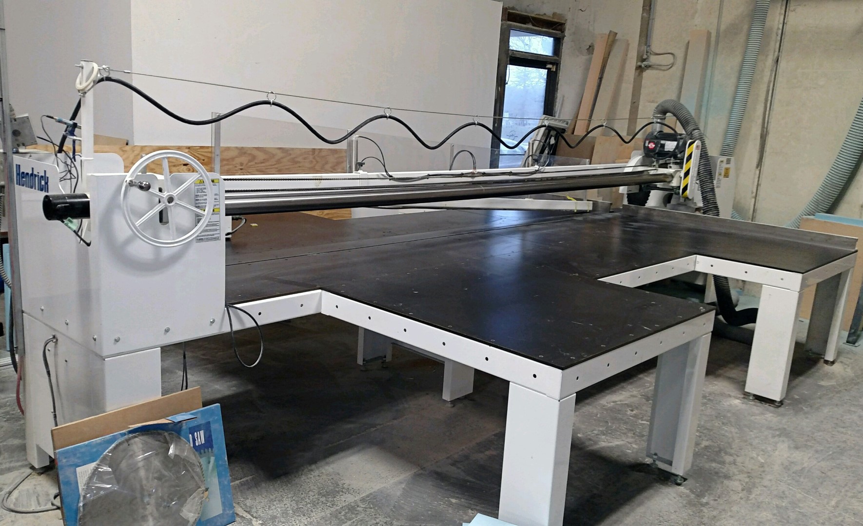 Hendrick 12' Horizontal Panel Saw with Dust Collection System, HPS 150