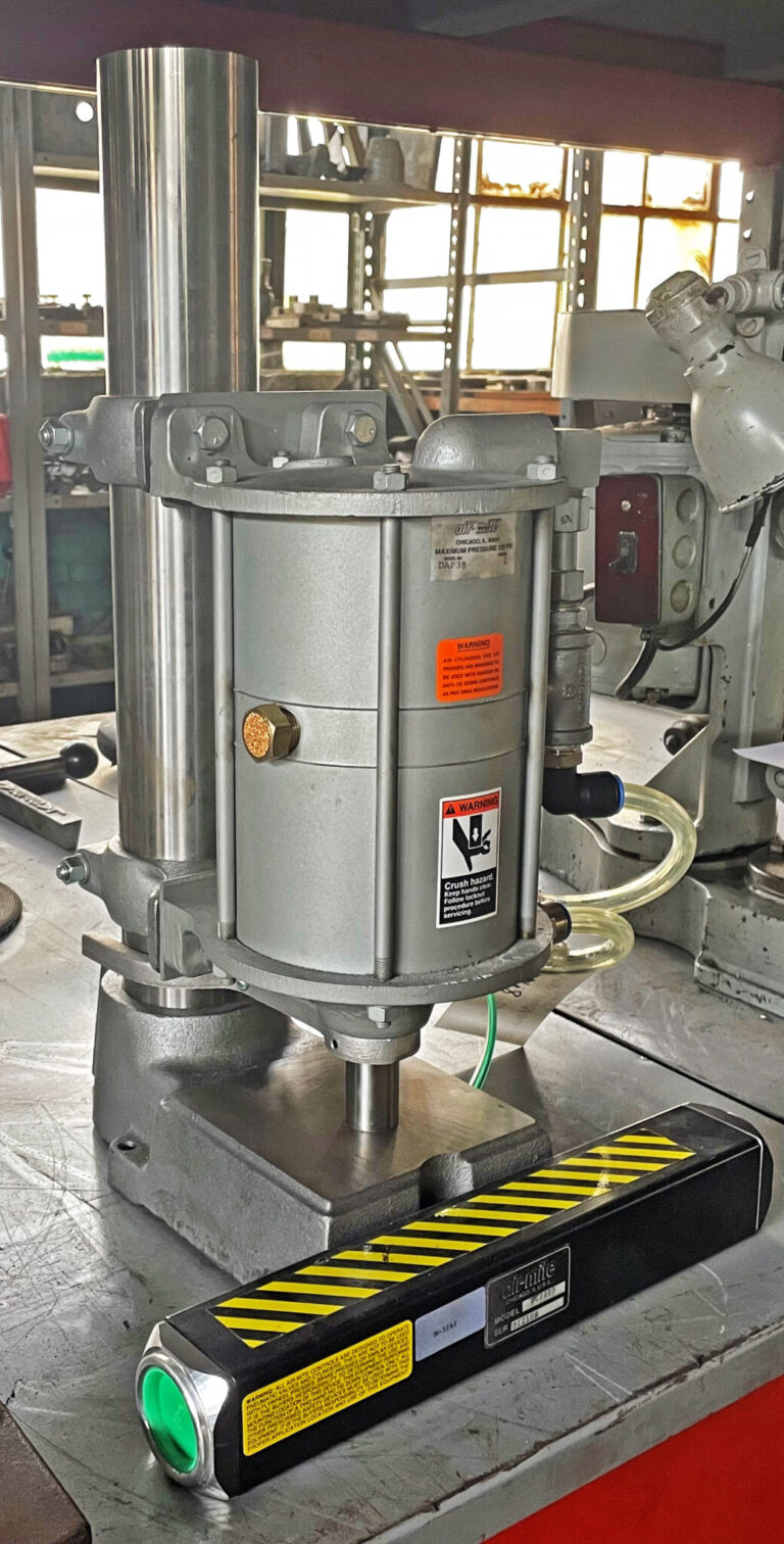 Airmite 5" Benchtop Hydraulic Press, DAP38 Norman Machine Tool