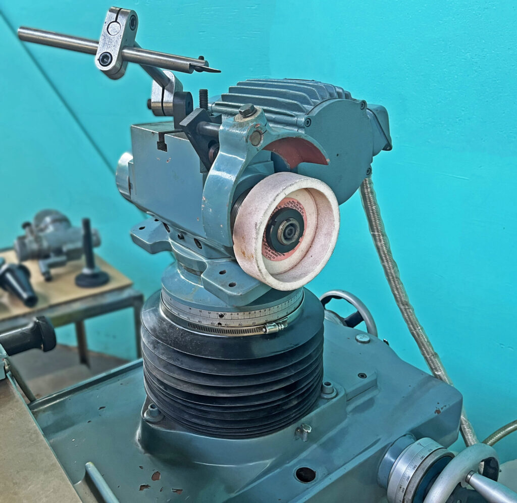 Supermax 10" Universal Tool & Cutter Grinder, 40S Norman Machine Tool