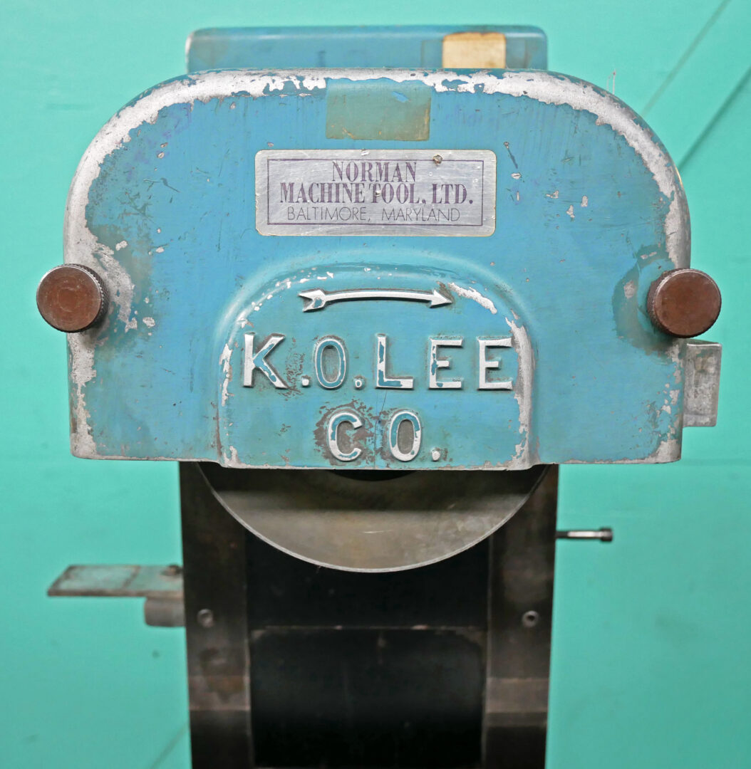 K.O. Lee 6" x 18" Manual Surface Grinder, S718 RF - Image 4