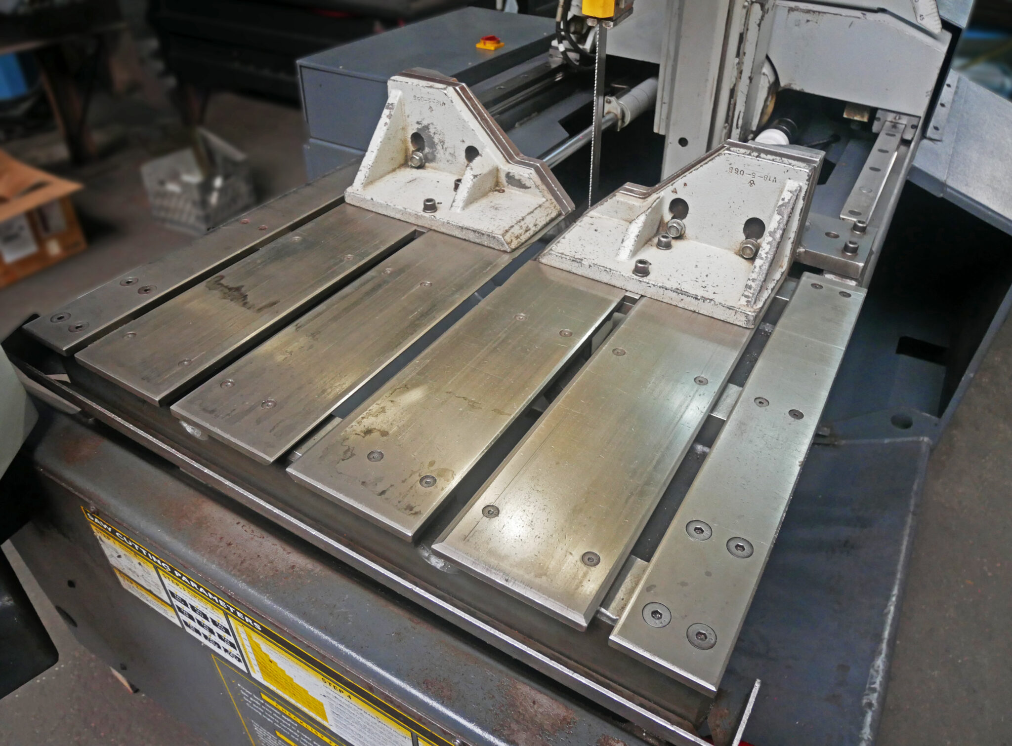 9881-Hydmech-V-18-BandSaw-3