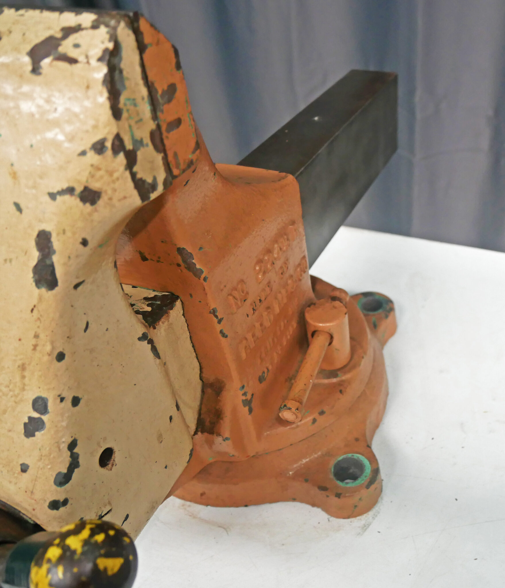 9937-ReedMfg-2241-2R-Vise-5