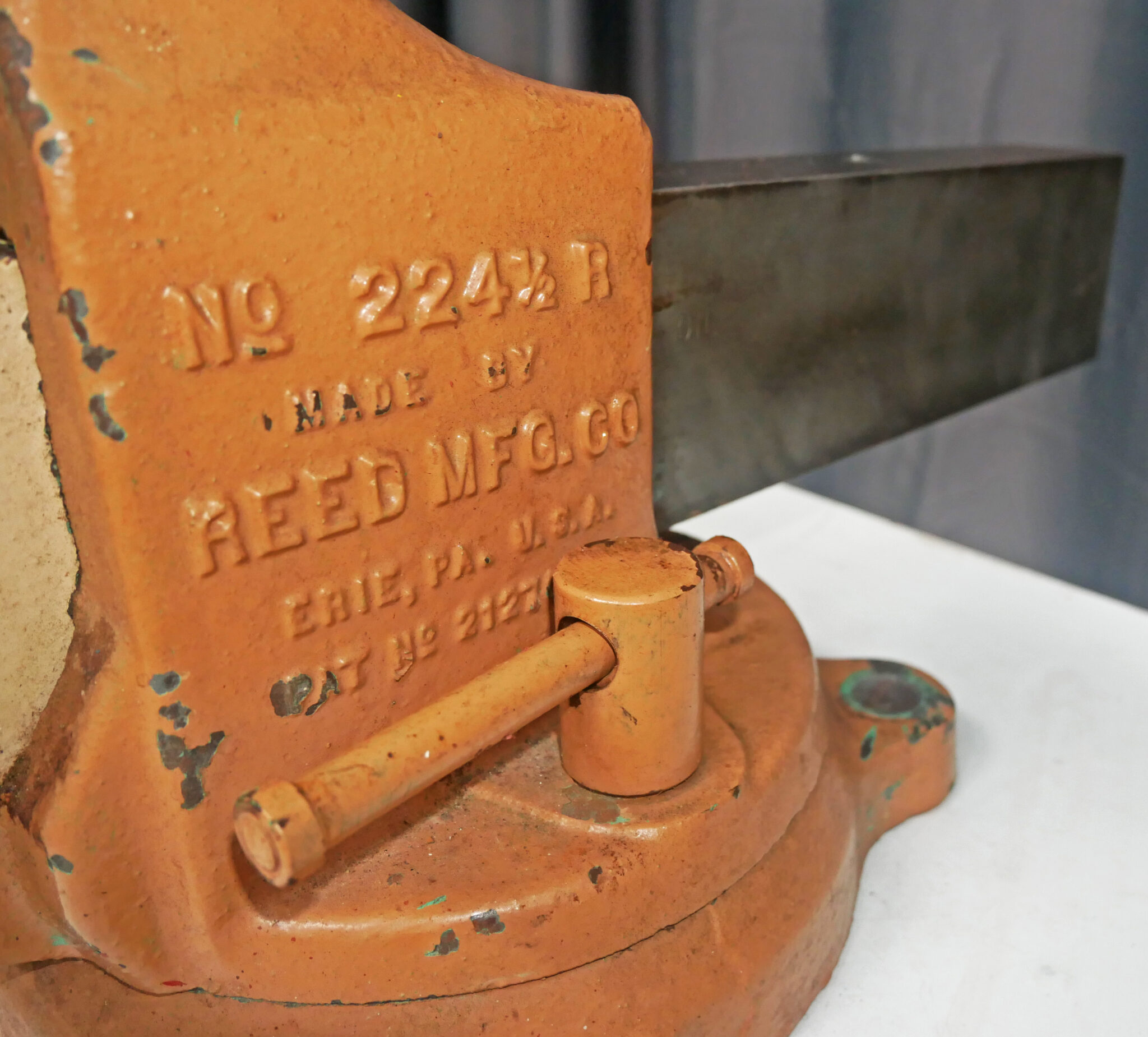 9937-ReedMfg-2241-2R-Vise-7