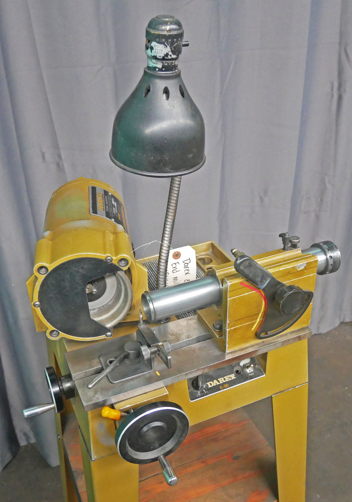 9973-Darex-E8590-Endmill-Sharpener-3