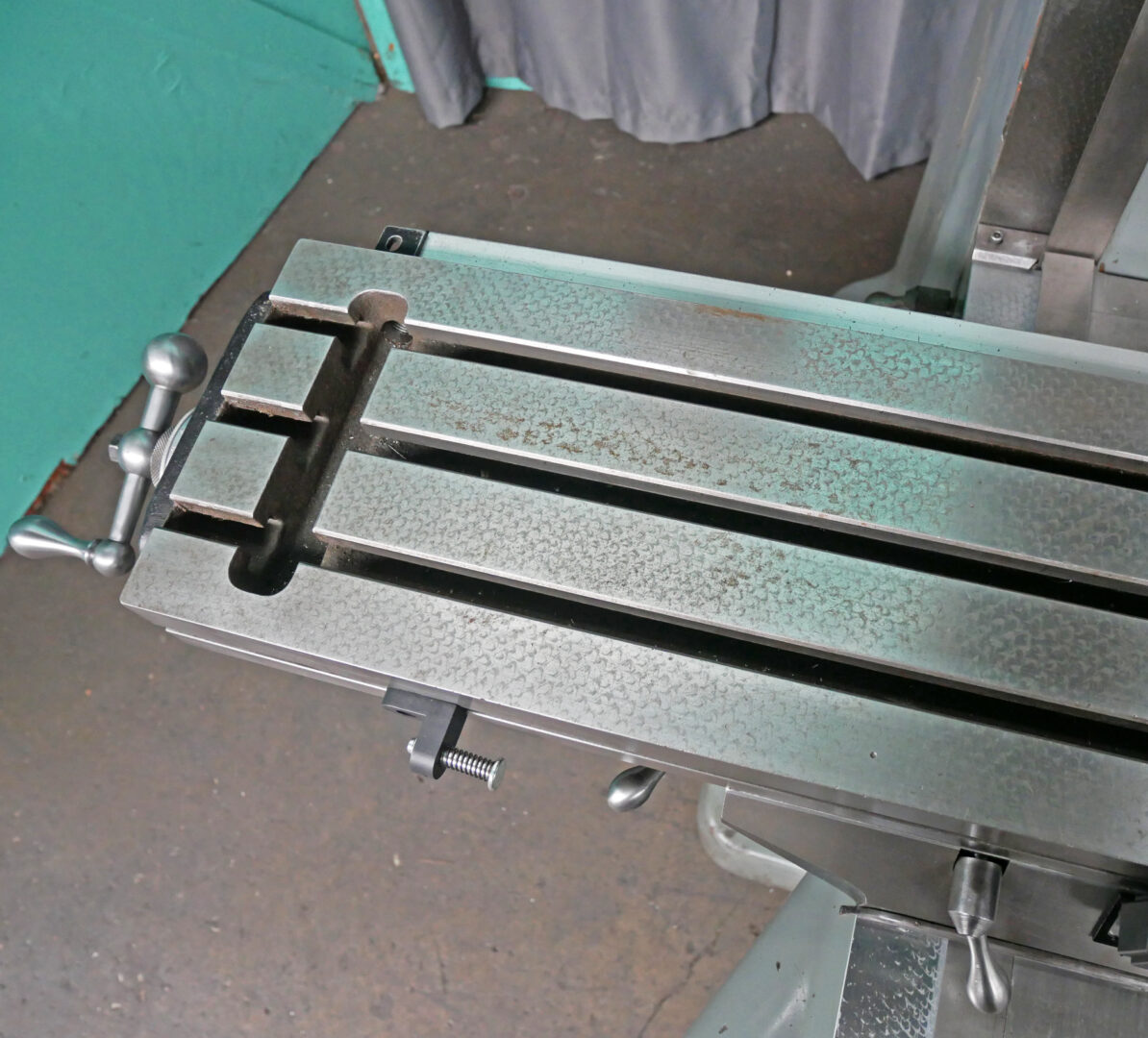 Bridgeport 9" x 42" 8-Speed Step-Pulley Vertical Milling Machine, Series I - Image 5