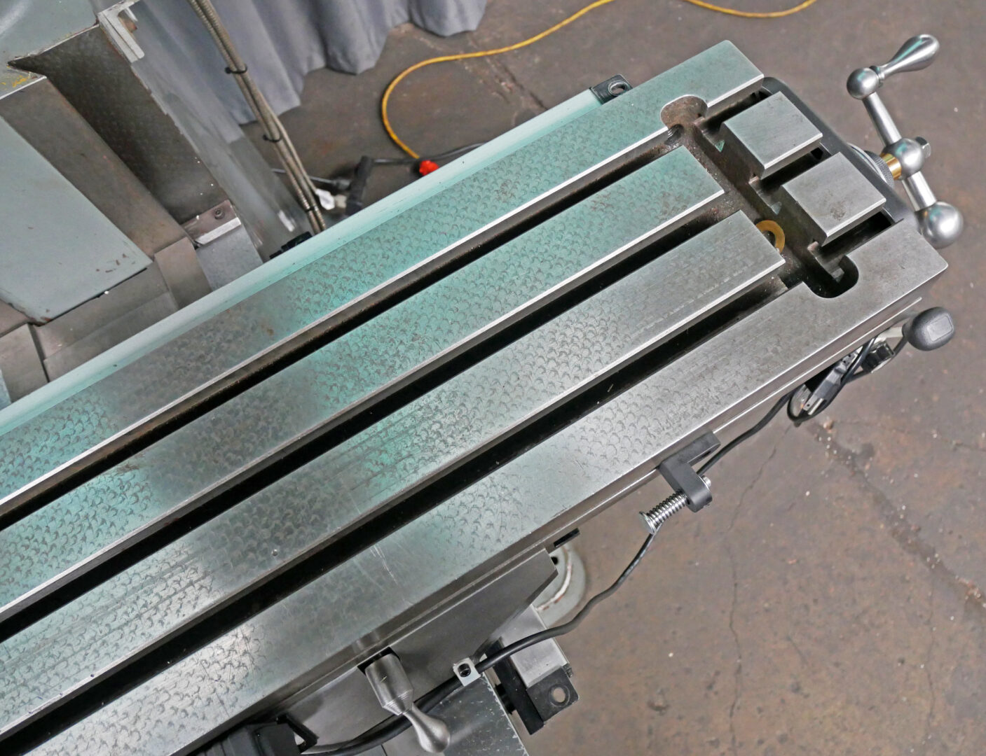 Bridgeport 9" x 42" 8-Speed Step-Pulley Vertical Milling Machine, Series I - Image 6