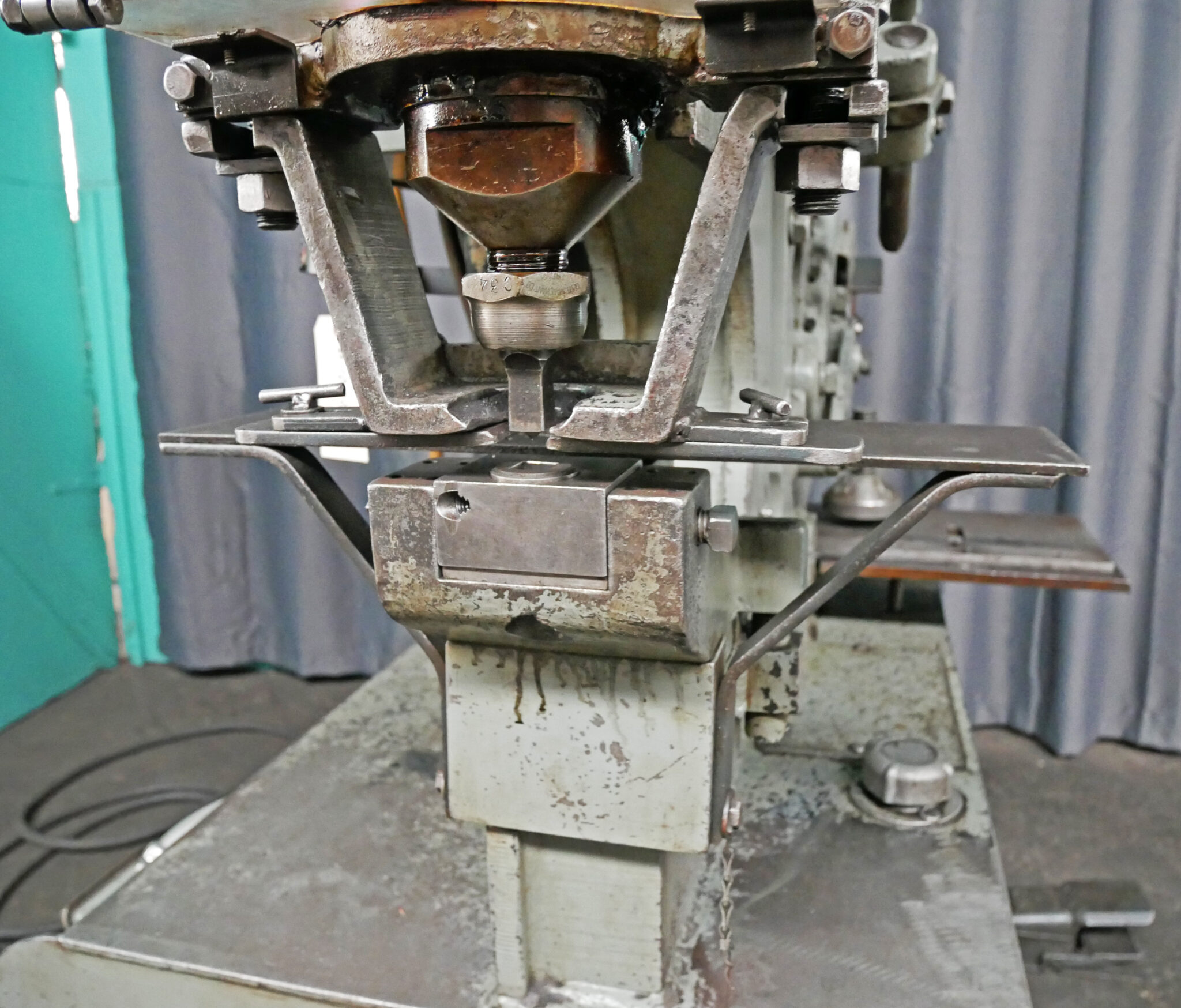 Hill Acme 33 Ton Ironworker, No. 3 - Image 3