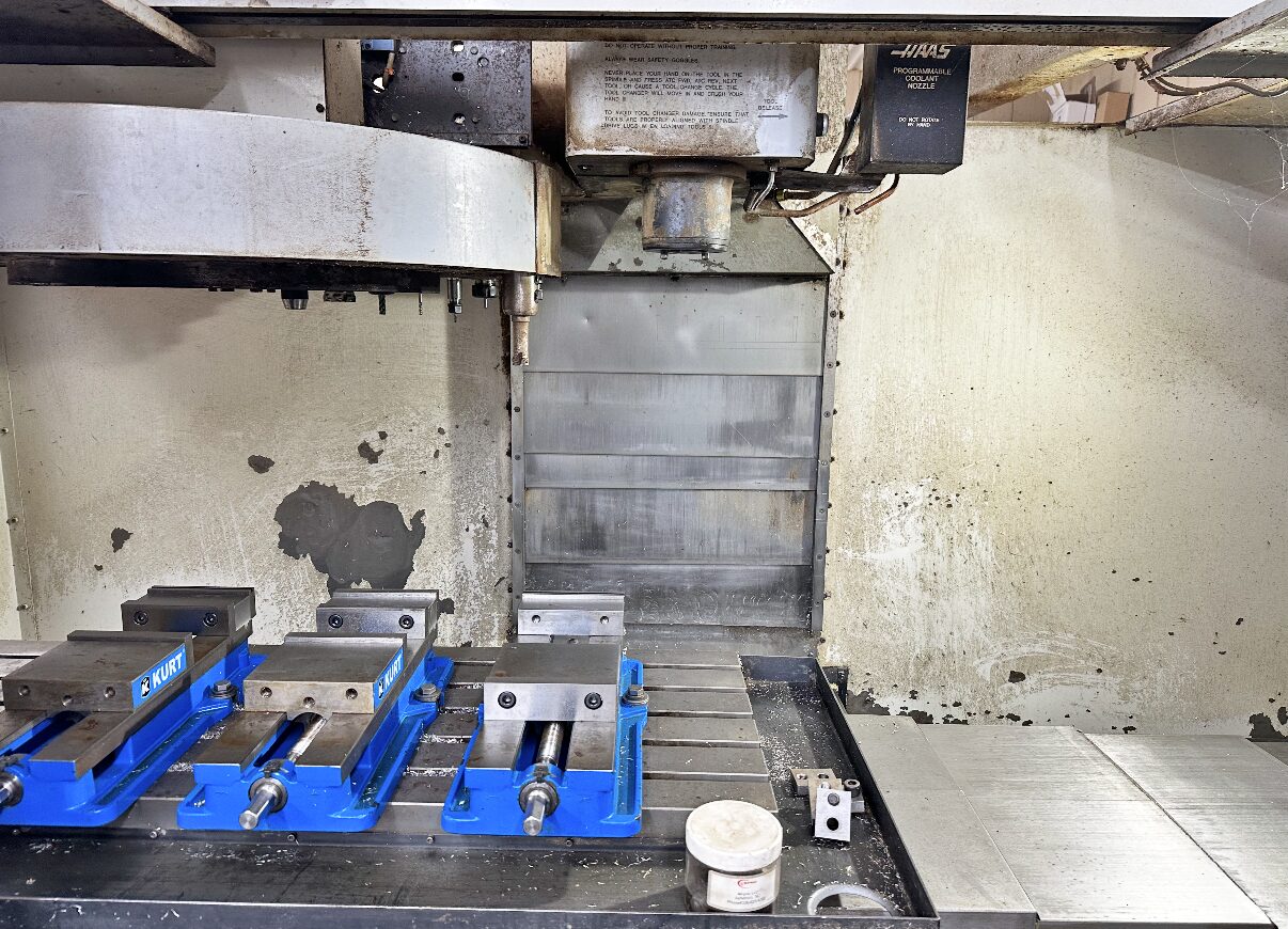 Haas VF3 Vertical CNC Machining Center - Image 3