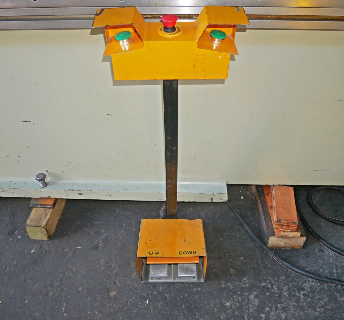 U.S. Industrial 13' x 155 Ton Hydraulic Press Brake, US15513AC - Image 8