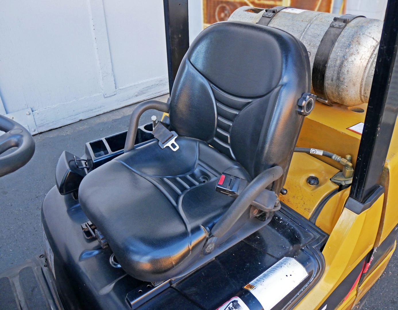 Caterpillar 6,500 lb. Capacity Cushion Tire Forklift, 2C6500 - Image 6