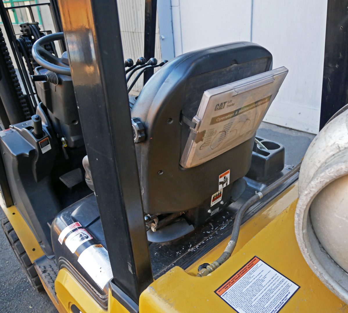 Caterpillar 6,500 lb. Capacity Cushion Tire Forklift, 2C6500 - Image 8
